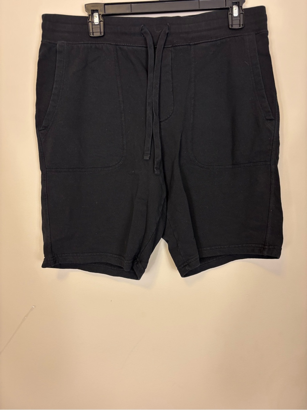 Vince Black Drawstring Athletic Knit Shorts Men’s Medium